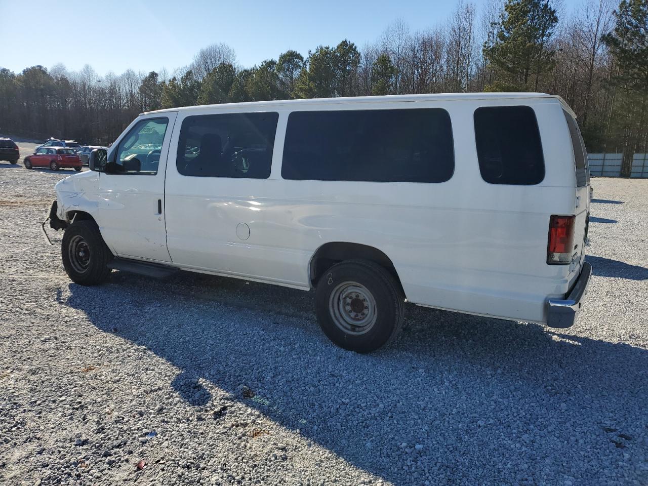 2009 Ford Econoline - Image 2