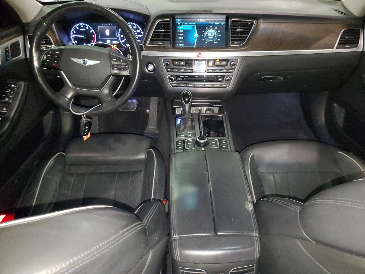 2015 Hyundai Genesis - Image 8