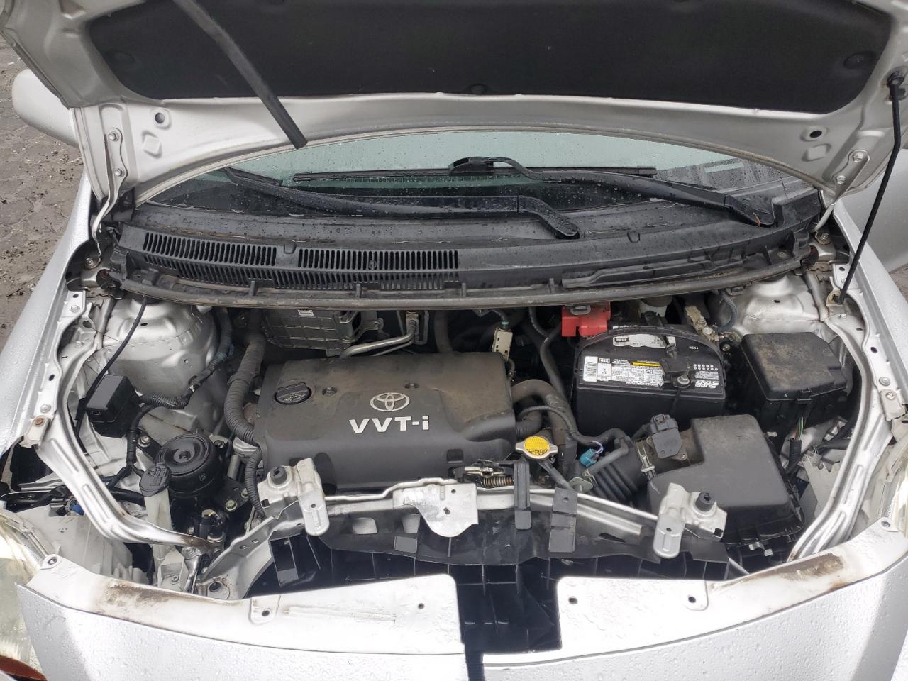 2008 Toyota Yaris - Image 11