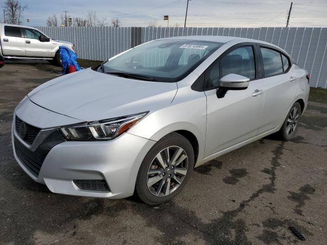  NISSAN VERSA 2021 Сріблястий