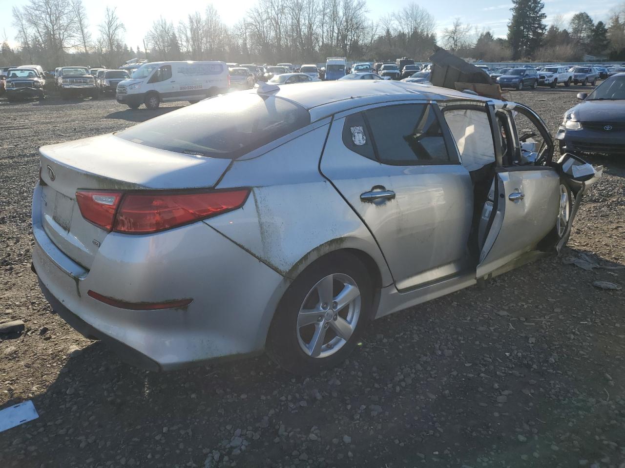 VIN 5XXGM4A79FG485946 2015 KIA OPTIMA no.3