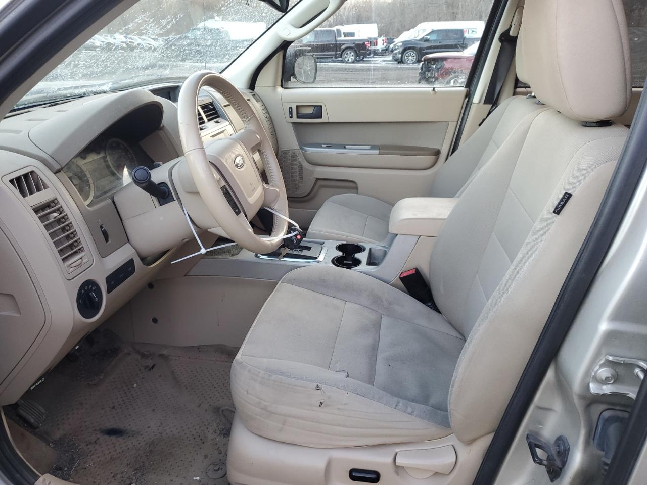 2011 Ford Escape - Image 7