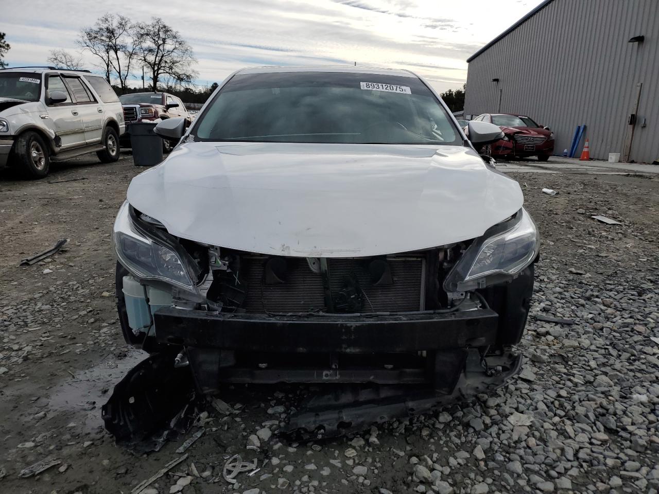 2013 Toyota Avalon - Image 5