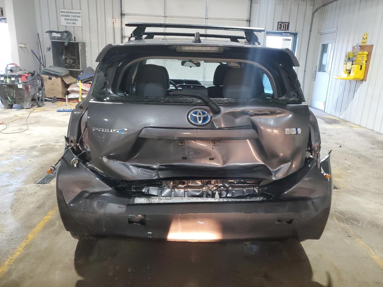 2015 Toyota Prius - Image 6
