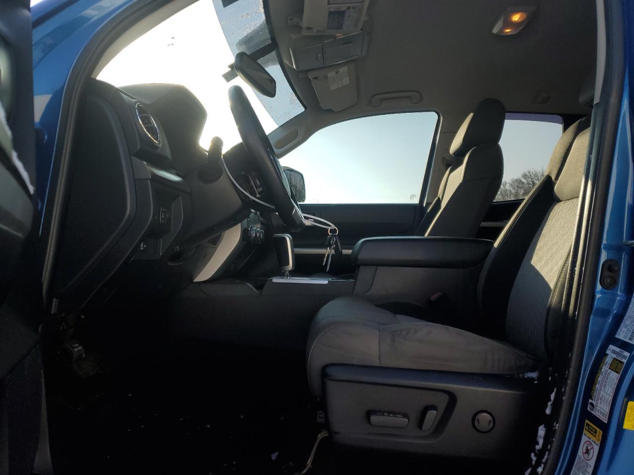 2017 Toyota Tundra - Image 7