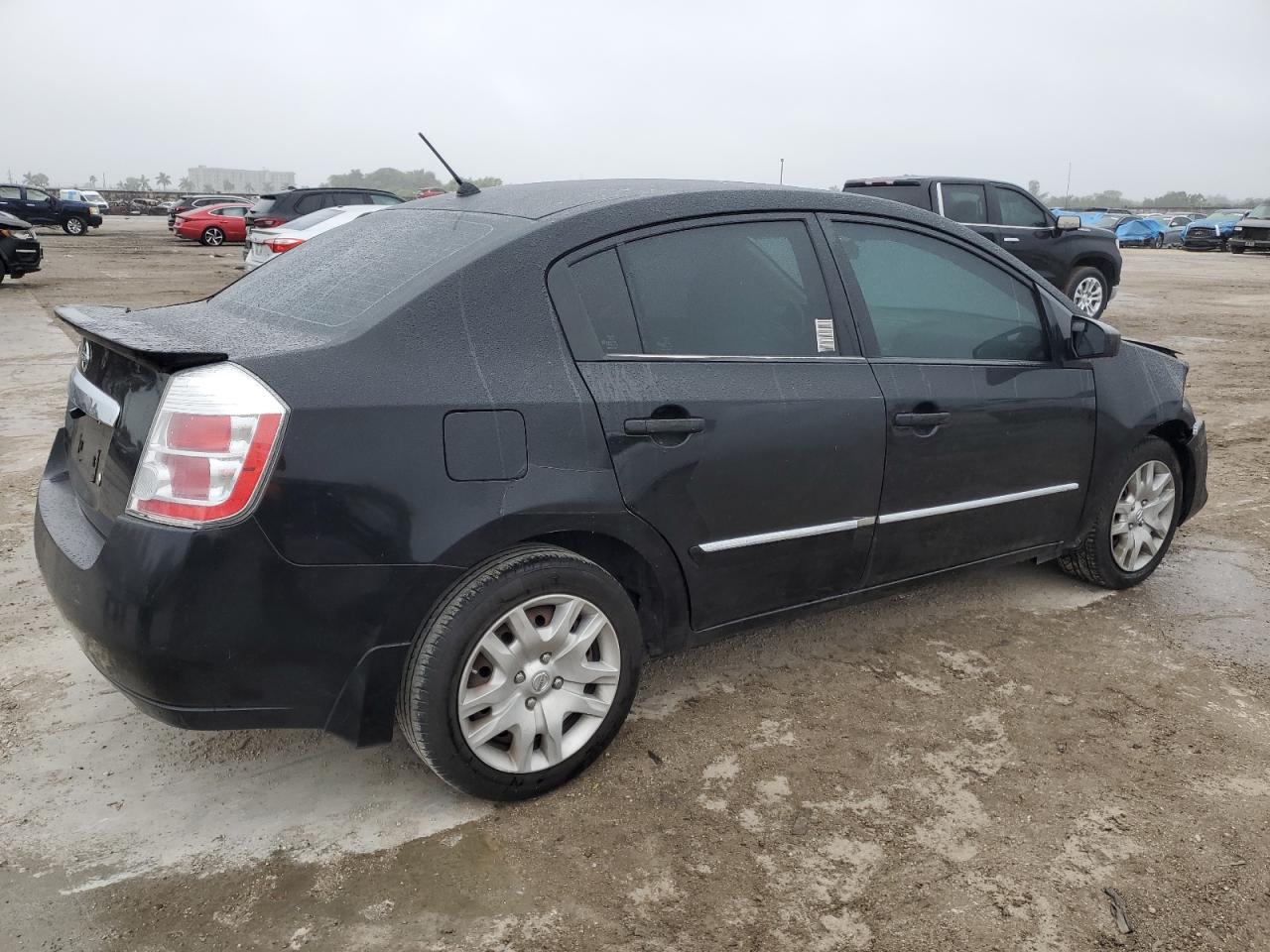 2012 Nissan Sentra - Image 3