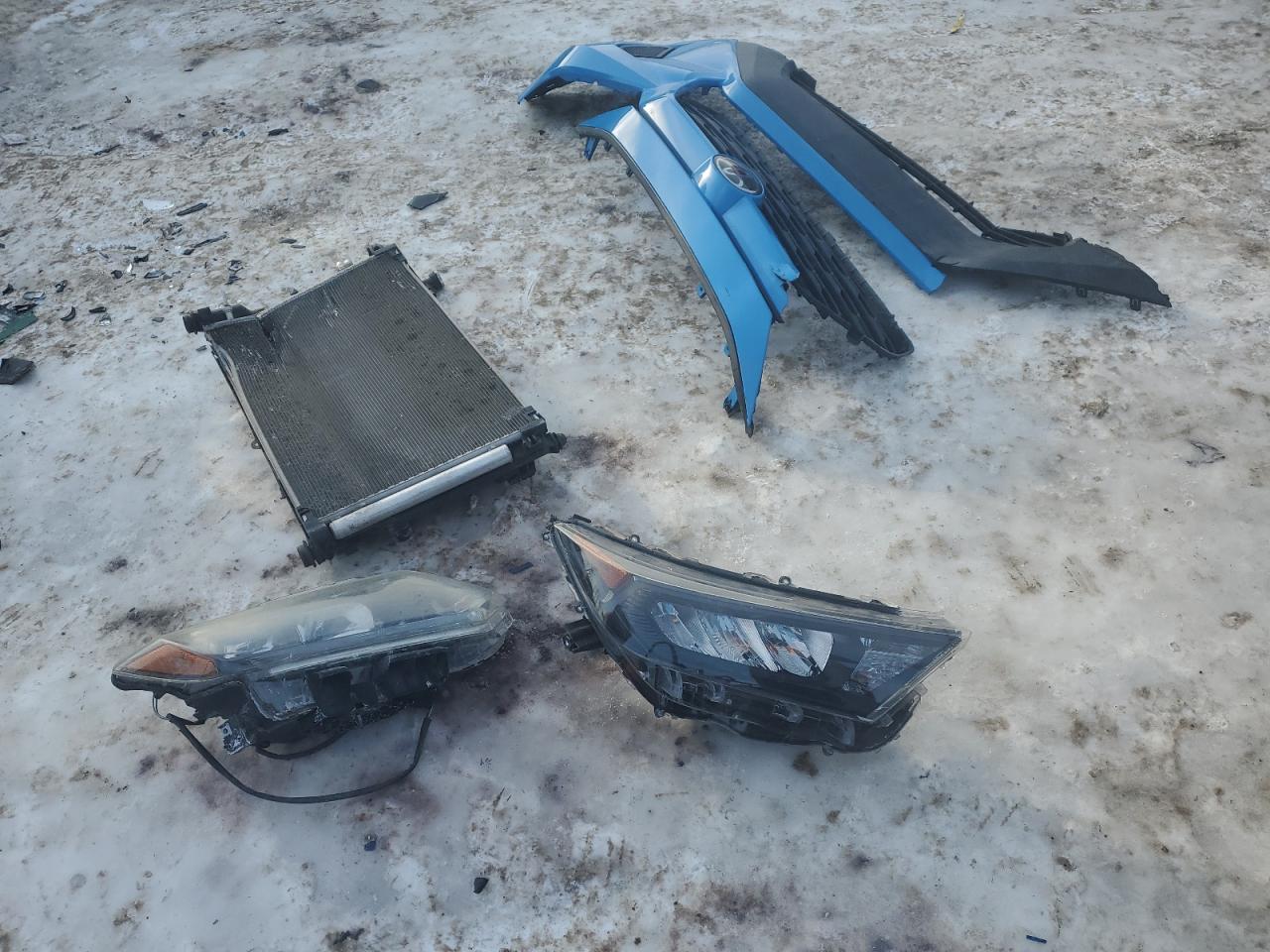 2020 Toyota Rav4 Le VIN: 2T3H1RFV6LC061975 Lot: 89067075