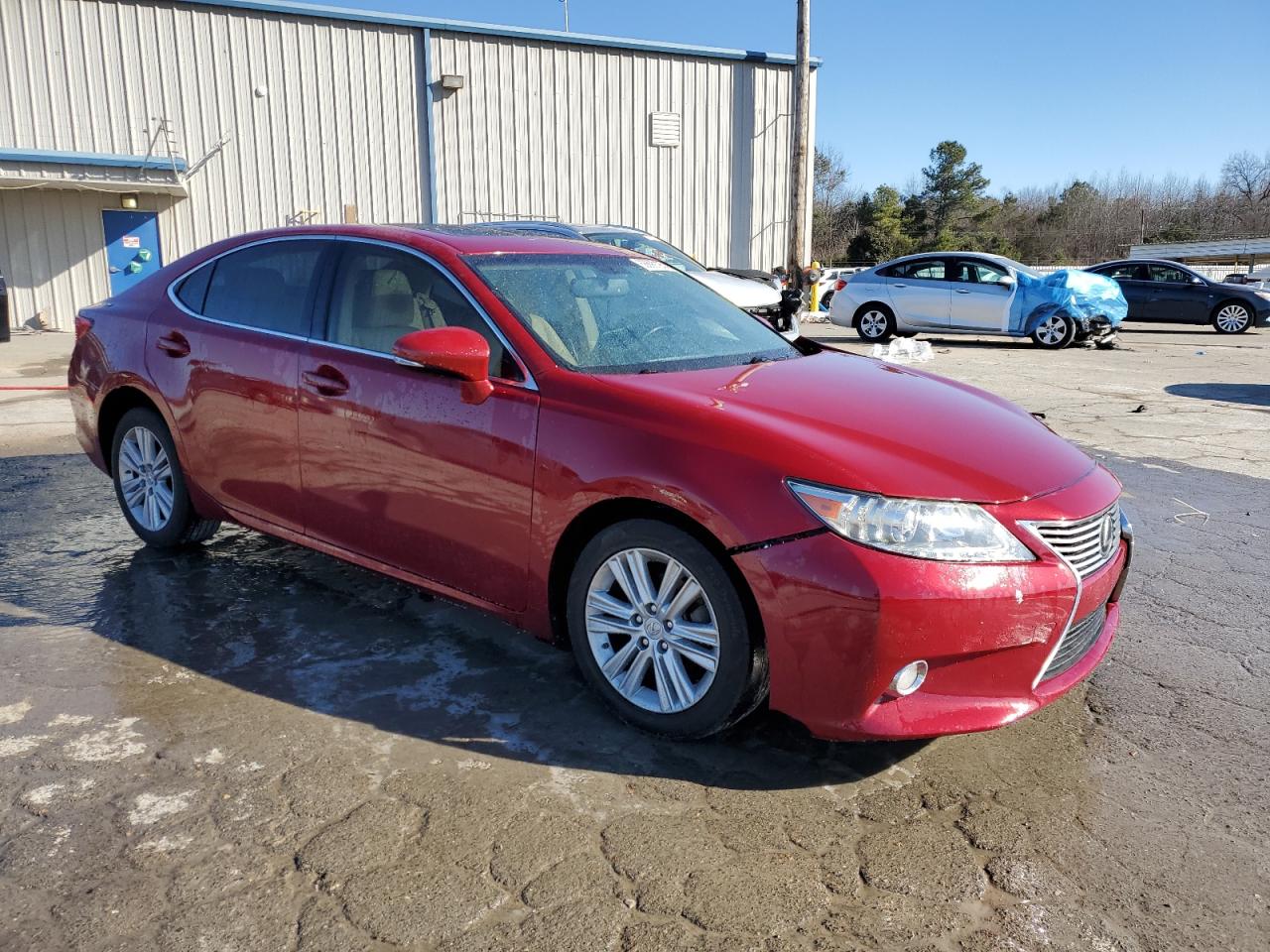 2015 Lexus ES - Image 4