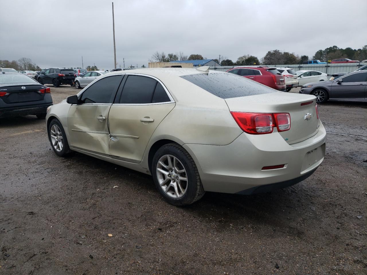 VIN 1G11C5SA9GF121799 2016 CHEVROLET MALIBU no.2