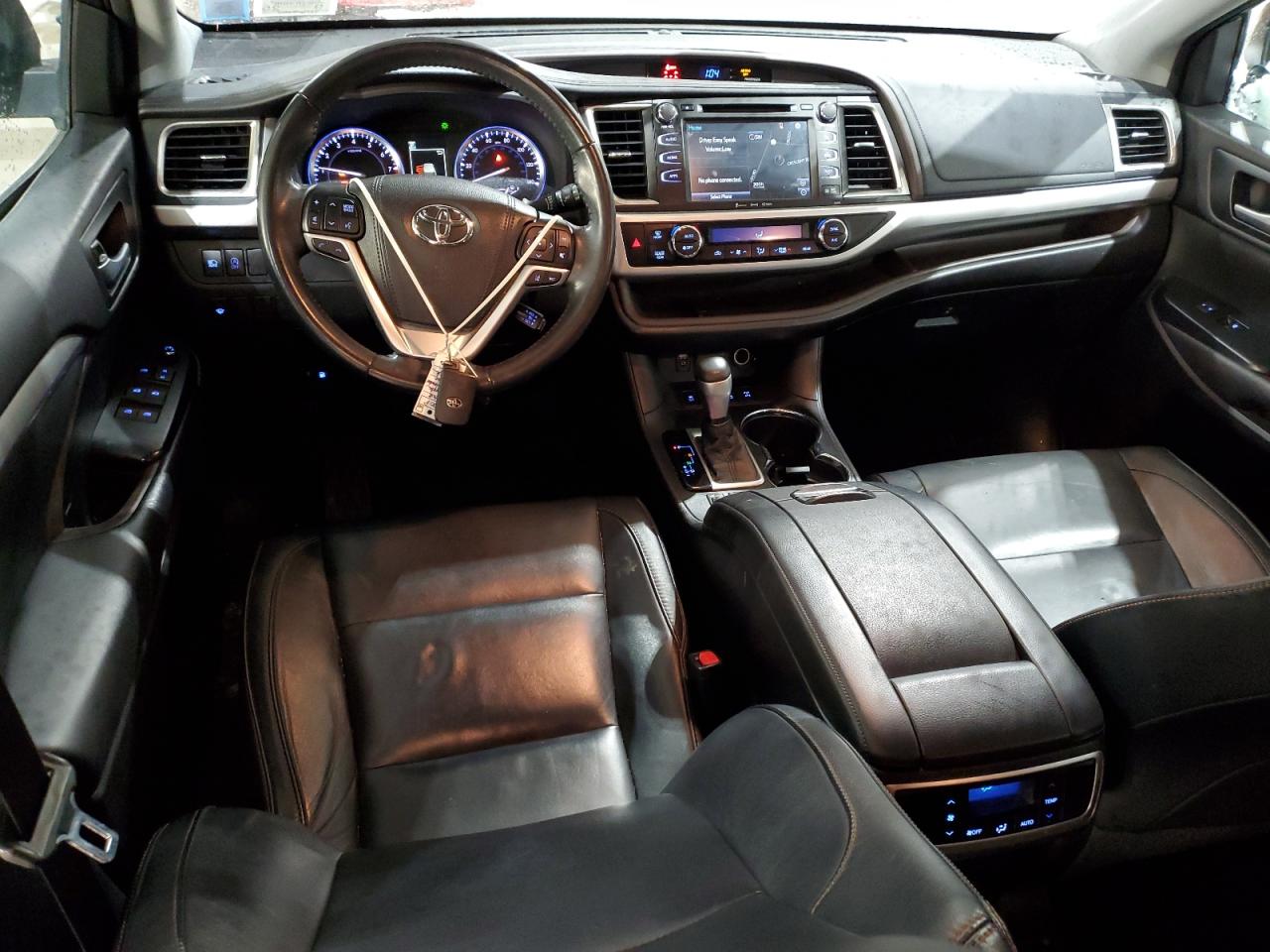 2018 Toyota Highlander - Image 8