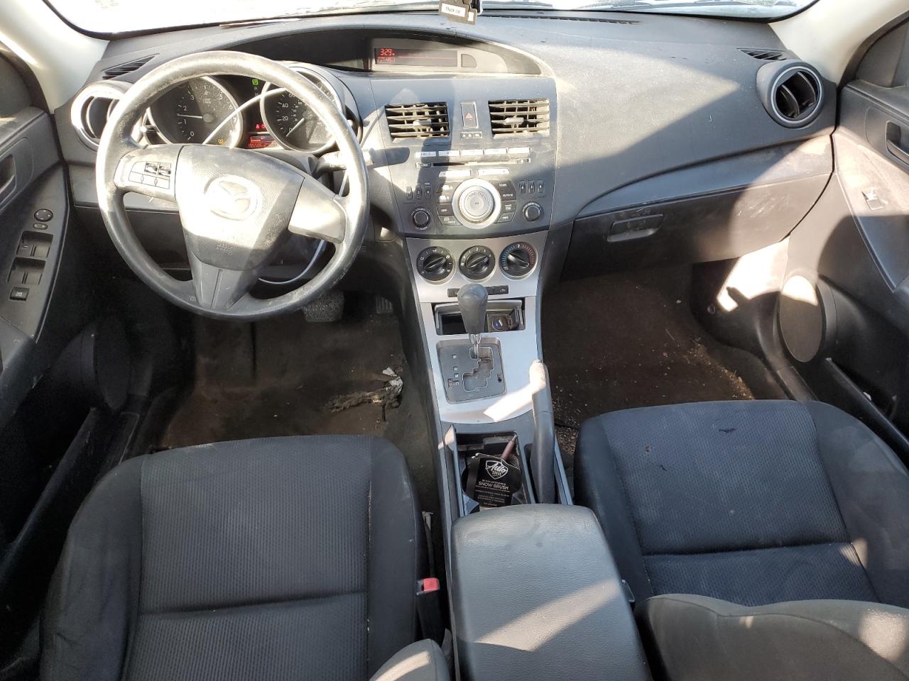 2010 Mazda 3 - Image 8