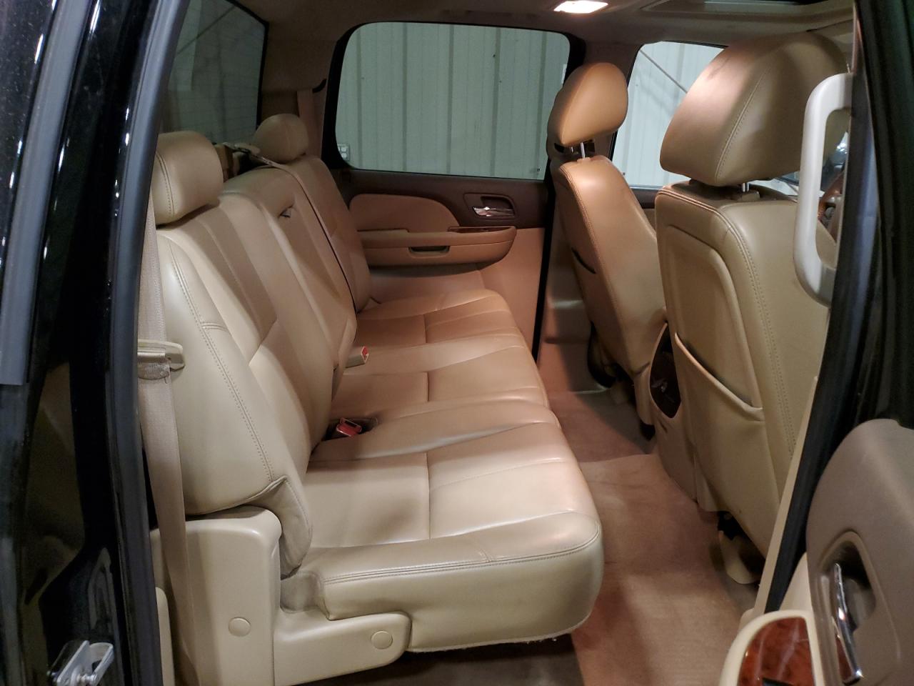 2011 GMC Sierra - Image 10