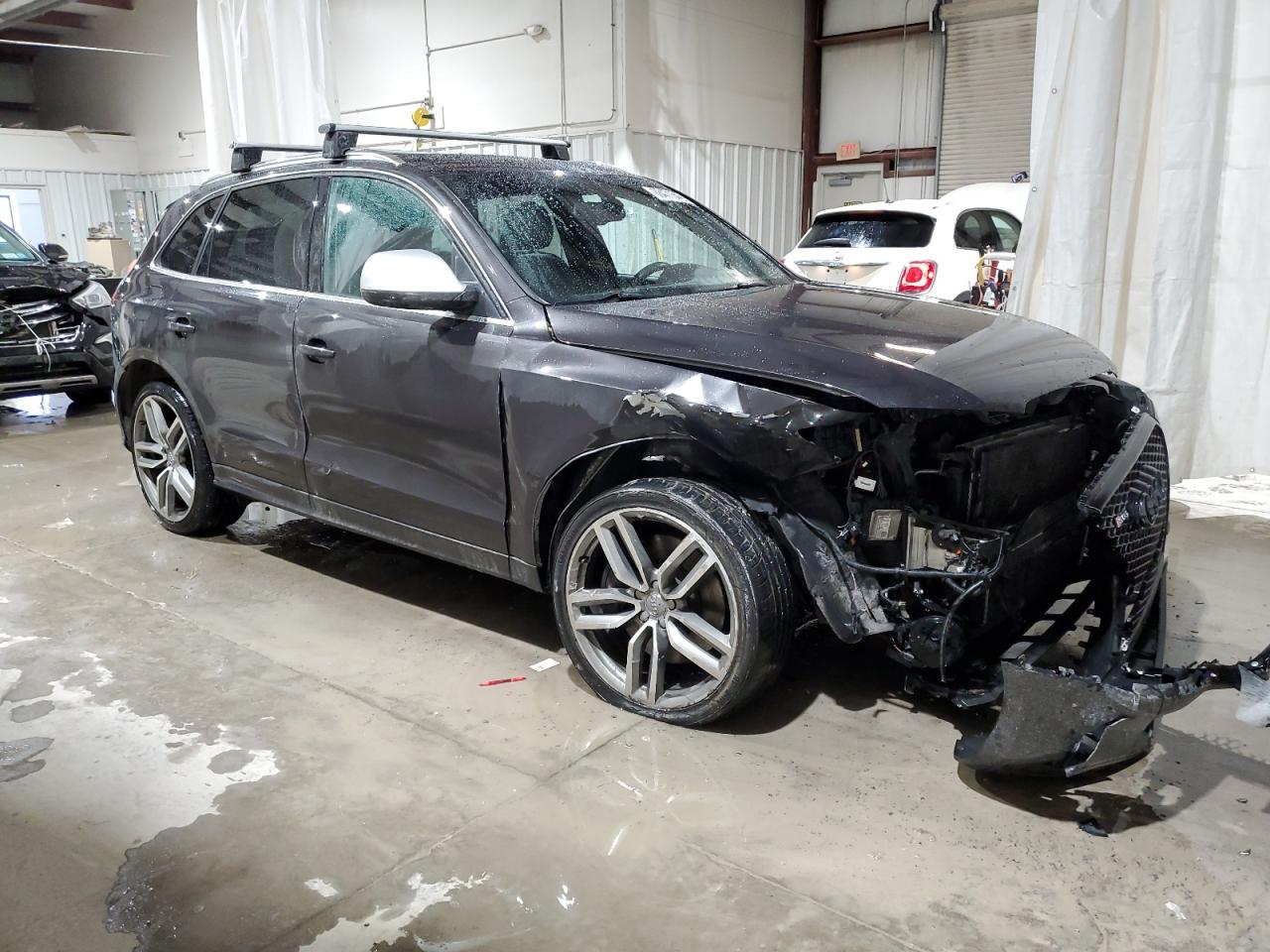 2014 Audi SQ5 - Image 4