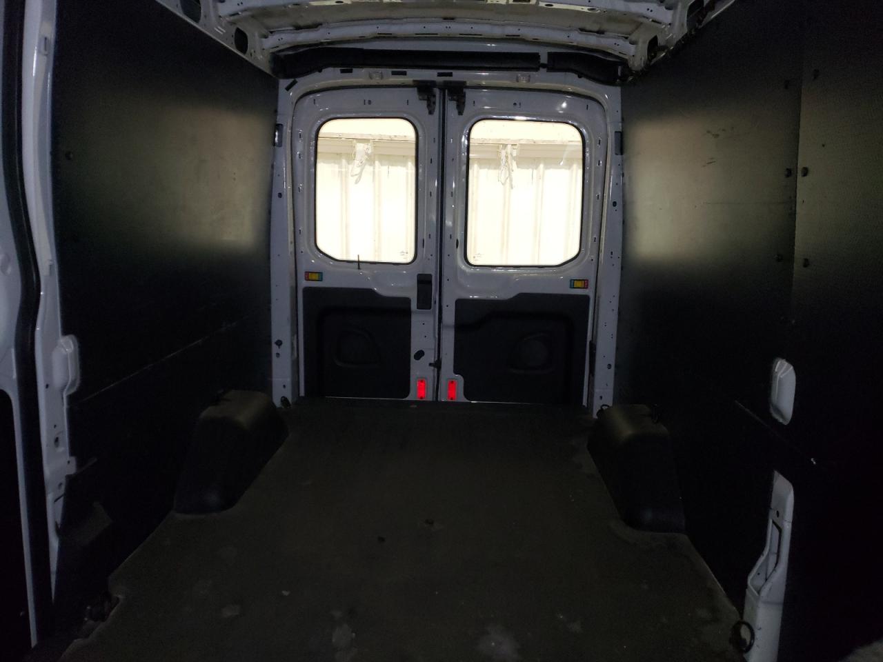 2018 Ford Transit - Image 10