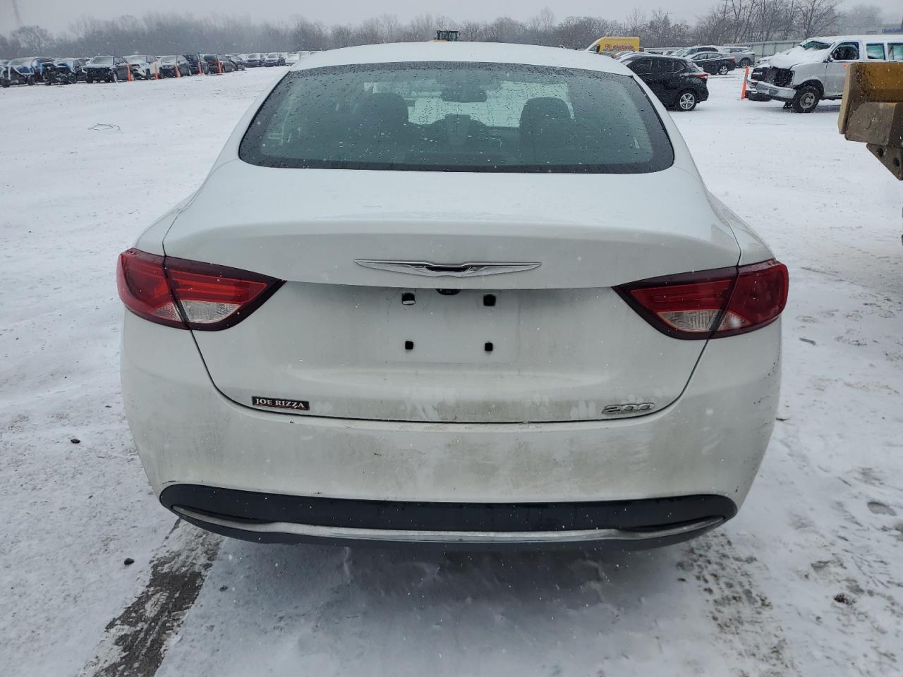 2016 Chrysler 200 - Image 6