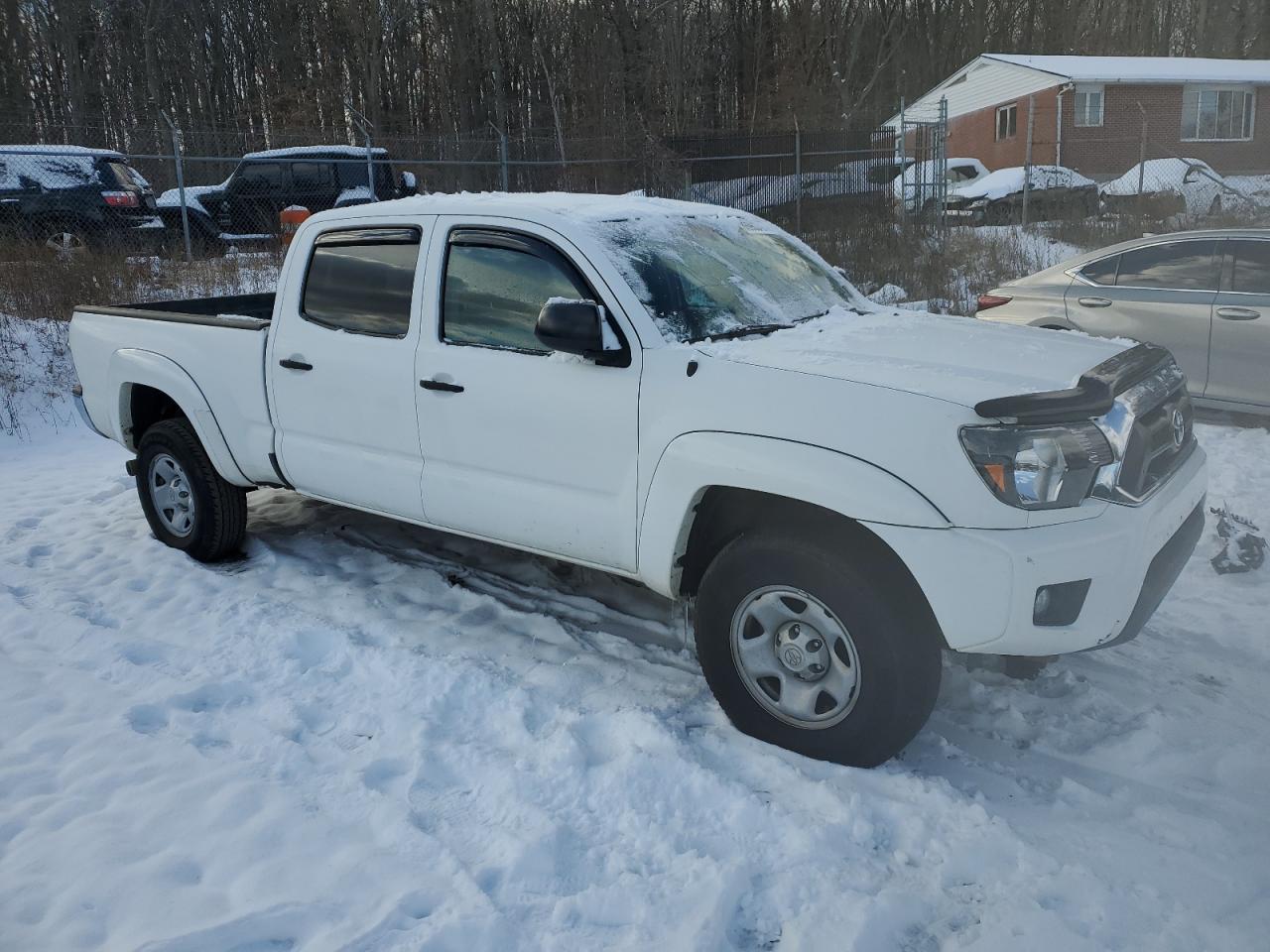 VIN 3TMMU4FN0FM074282 2015 TOYOTA TACOMA no.4