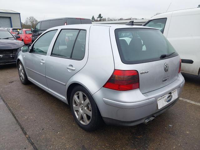 2003 VOLKSWAGEN GOLF