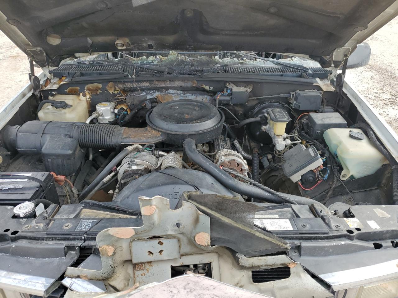 1995 Chevrolet GMT-400 - Image 12
