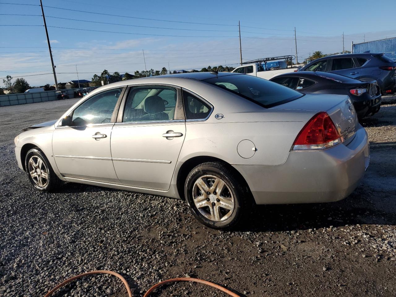 2007 Chevrolet Impala - Image 2
