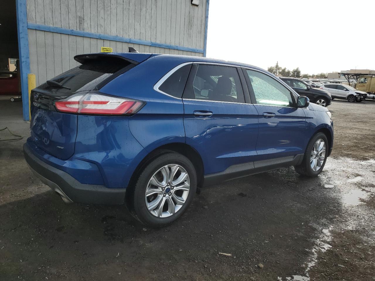 2022 Ford Edge - Image 3