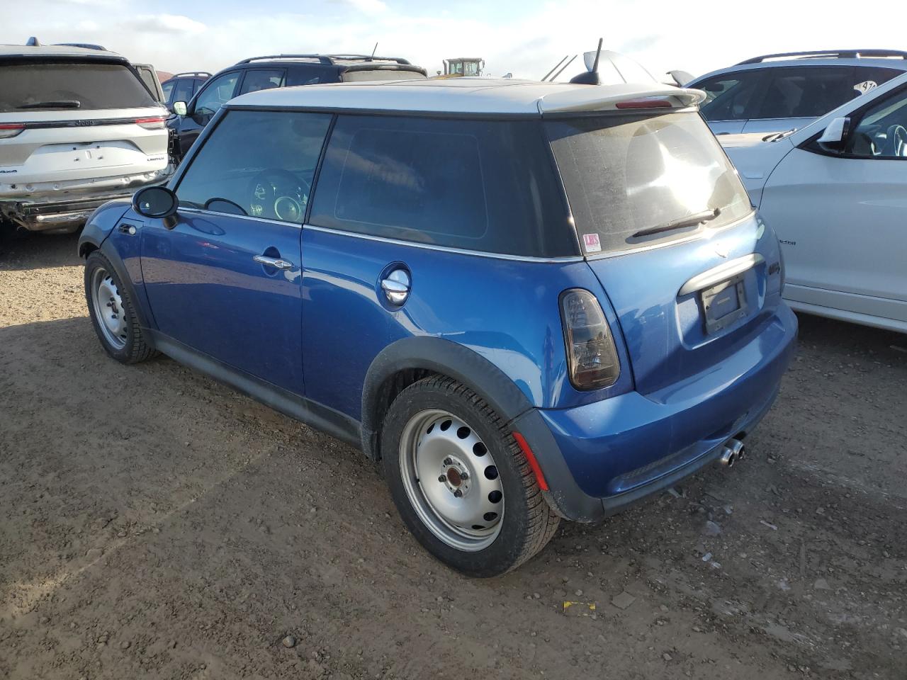 2006 MINI Cooper - Image 2