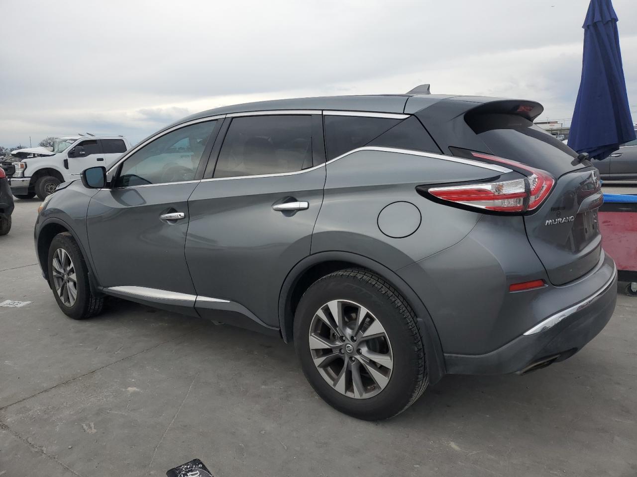 2017 Nissan Murano - Image 2
