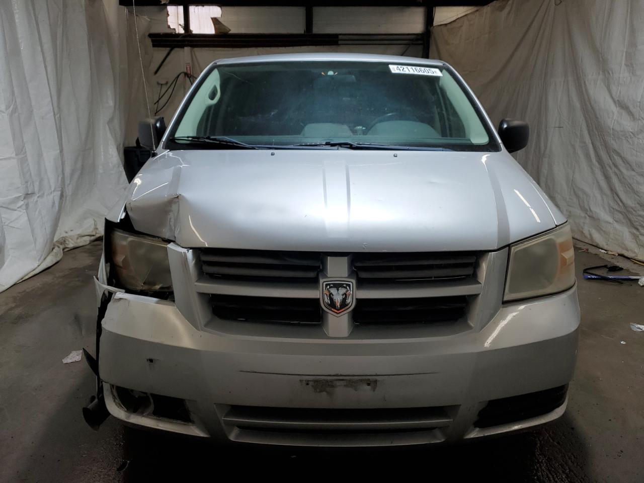 2009 Dodge Caravan - Image 5
