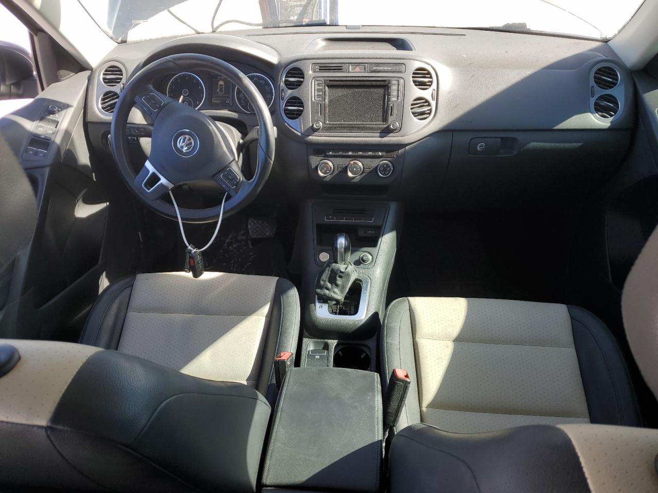 2016 Volkswagen Tiguan S VIN: WVGAV7AX4GW592032 Lot: 87923005