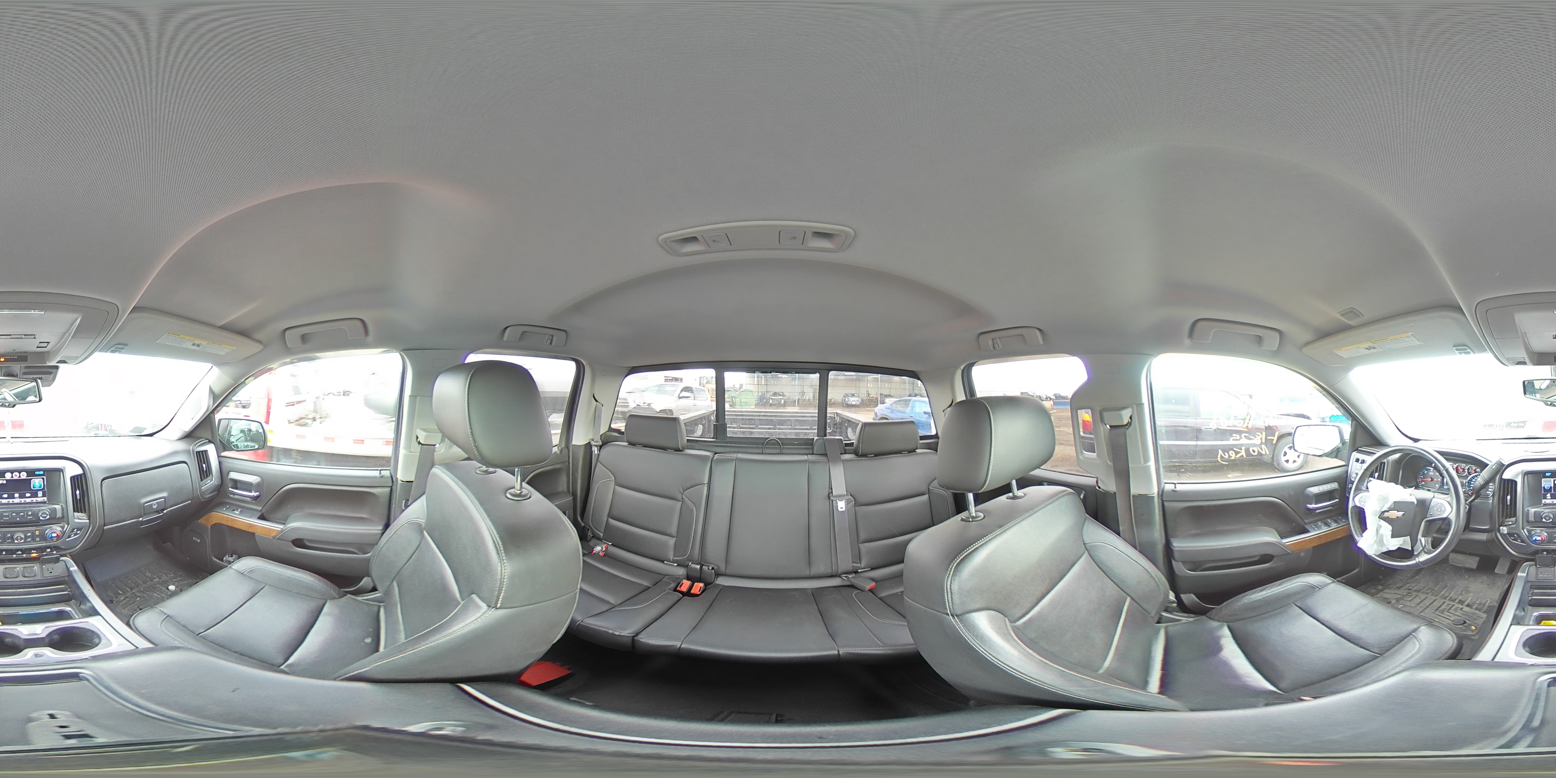 2015 Chevrolet Silverado - Image 13