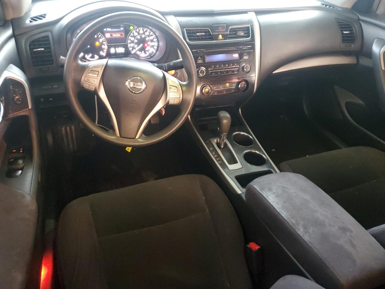 2013 Nissan Altima - Image 8