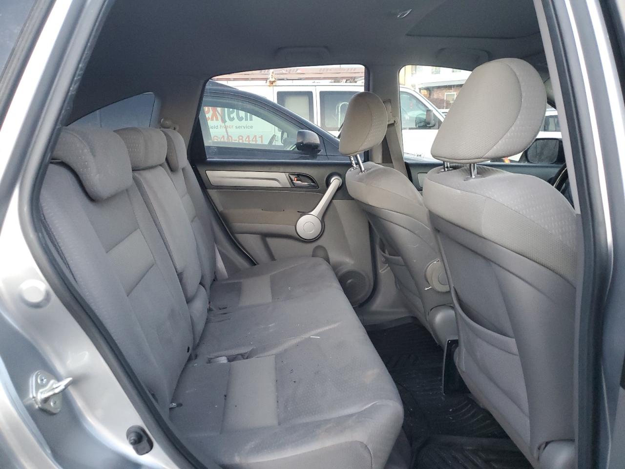 2009 Honda CR-V - Image 11