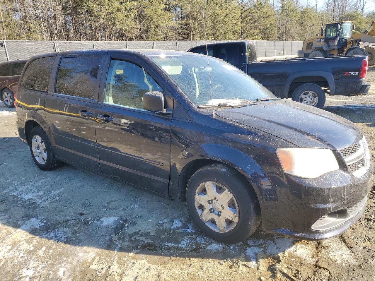 2011 Dodge Caravan - Image 4