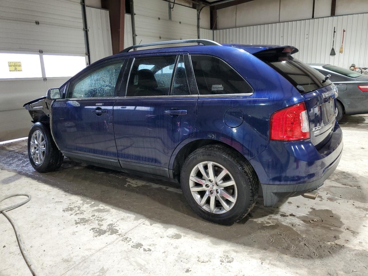 2011 Ford Edge - Image 2