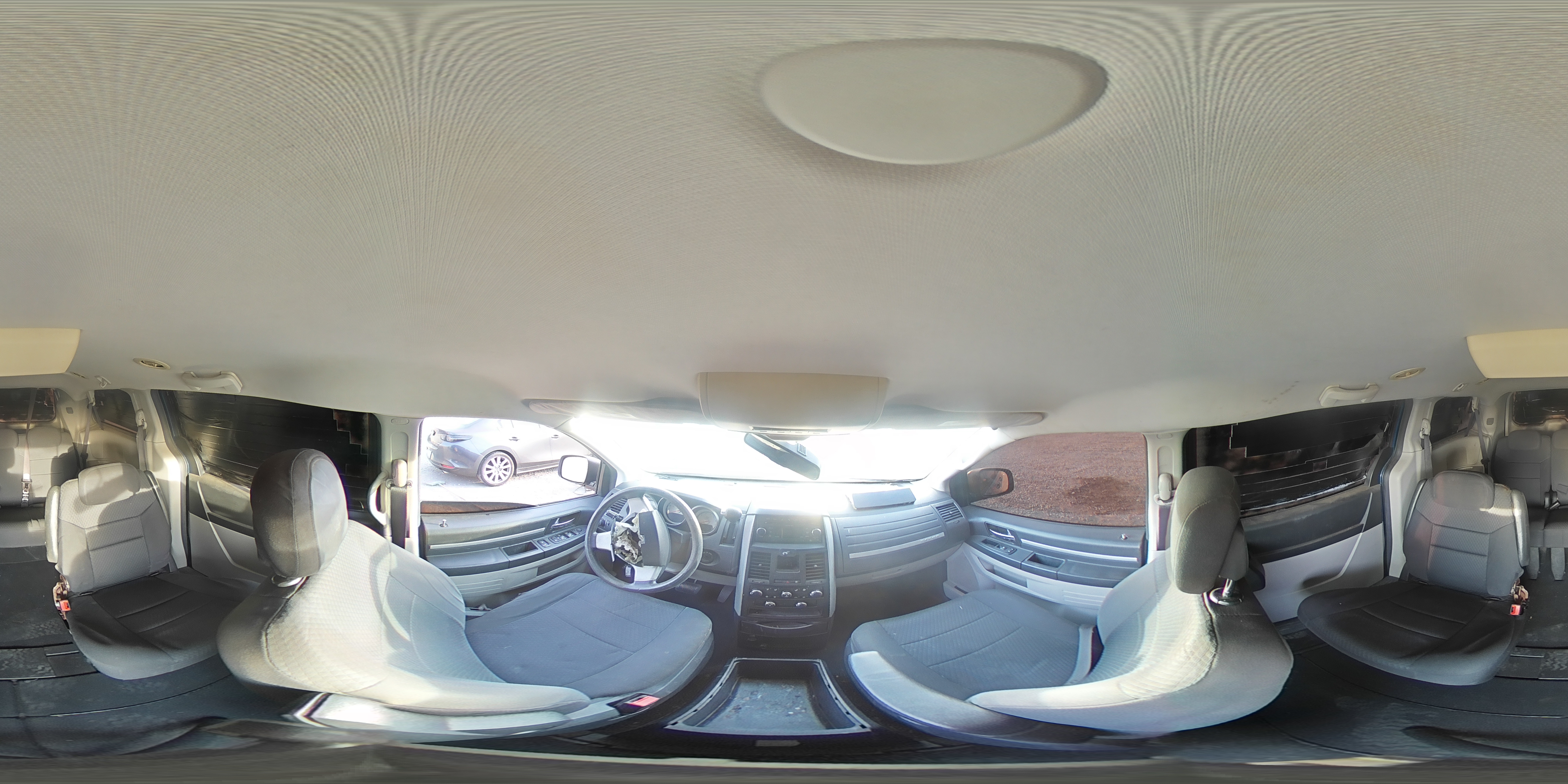 2010 Dodge Caravan - Image 14