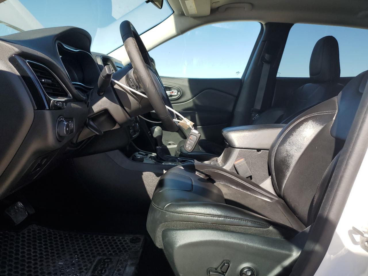 2020 Jeep Grand Cherokee - Image 7