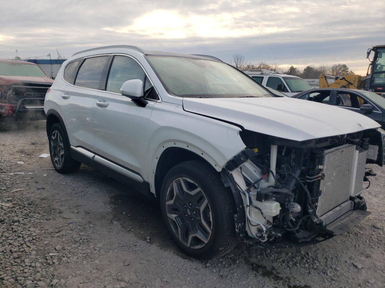 2023 Hyundai Santa Fe - Image 4