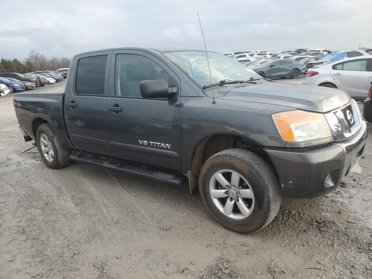 2012 Nissan Titan - Image 4