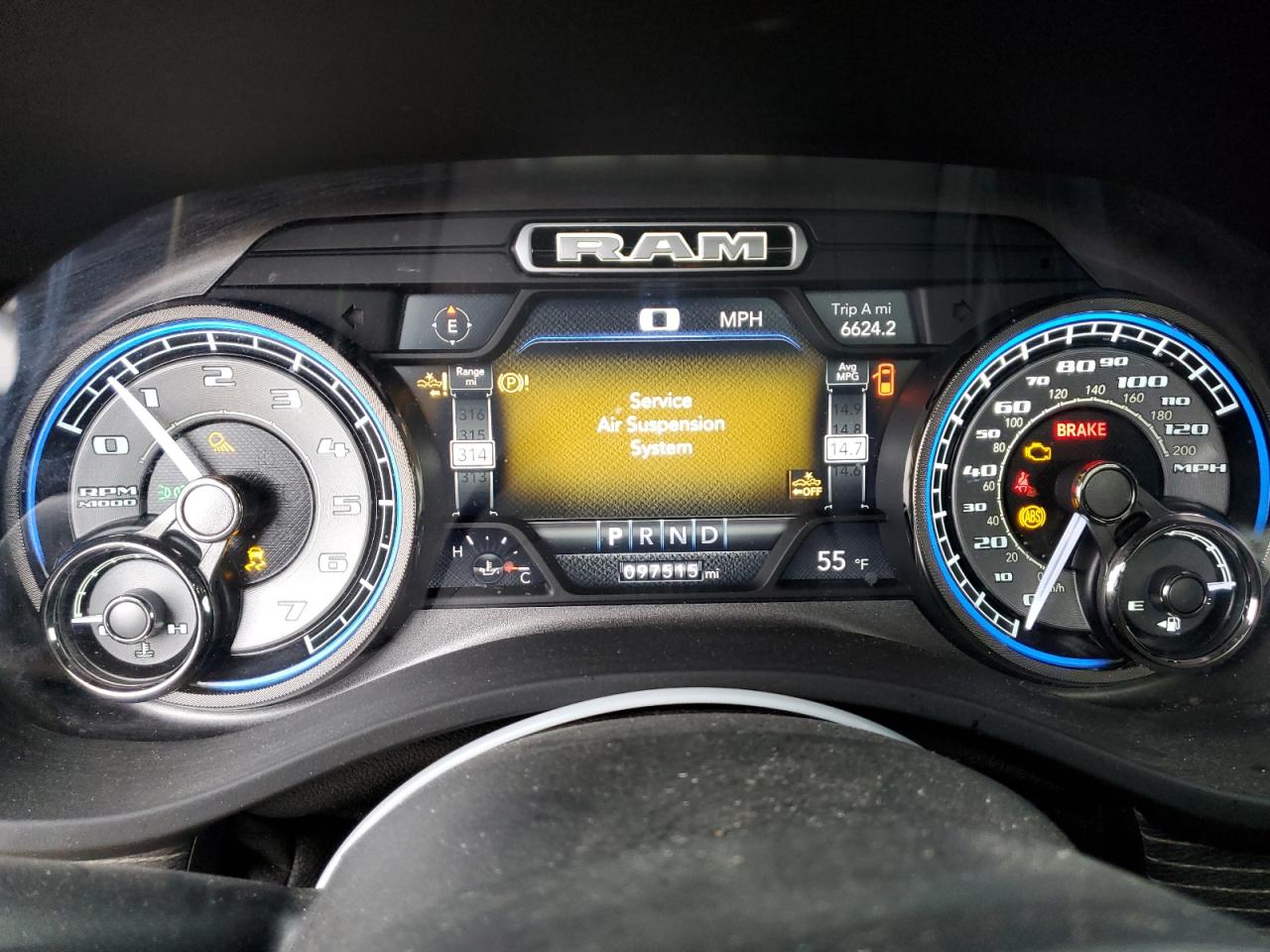 2019 RAM 1500 - Image 9