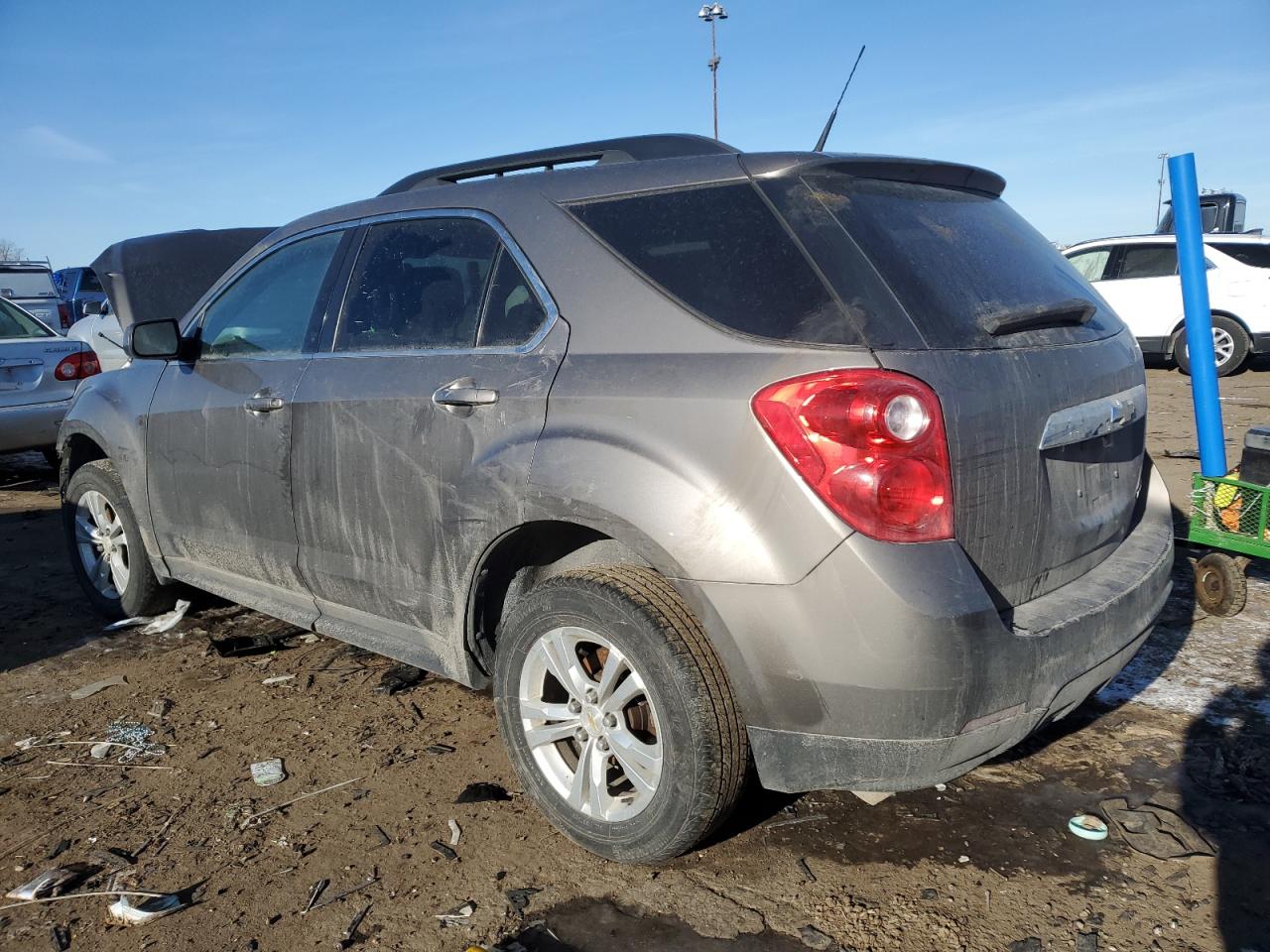 2011 Chevrolet Equinox - Image 2