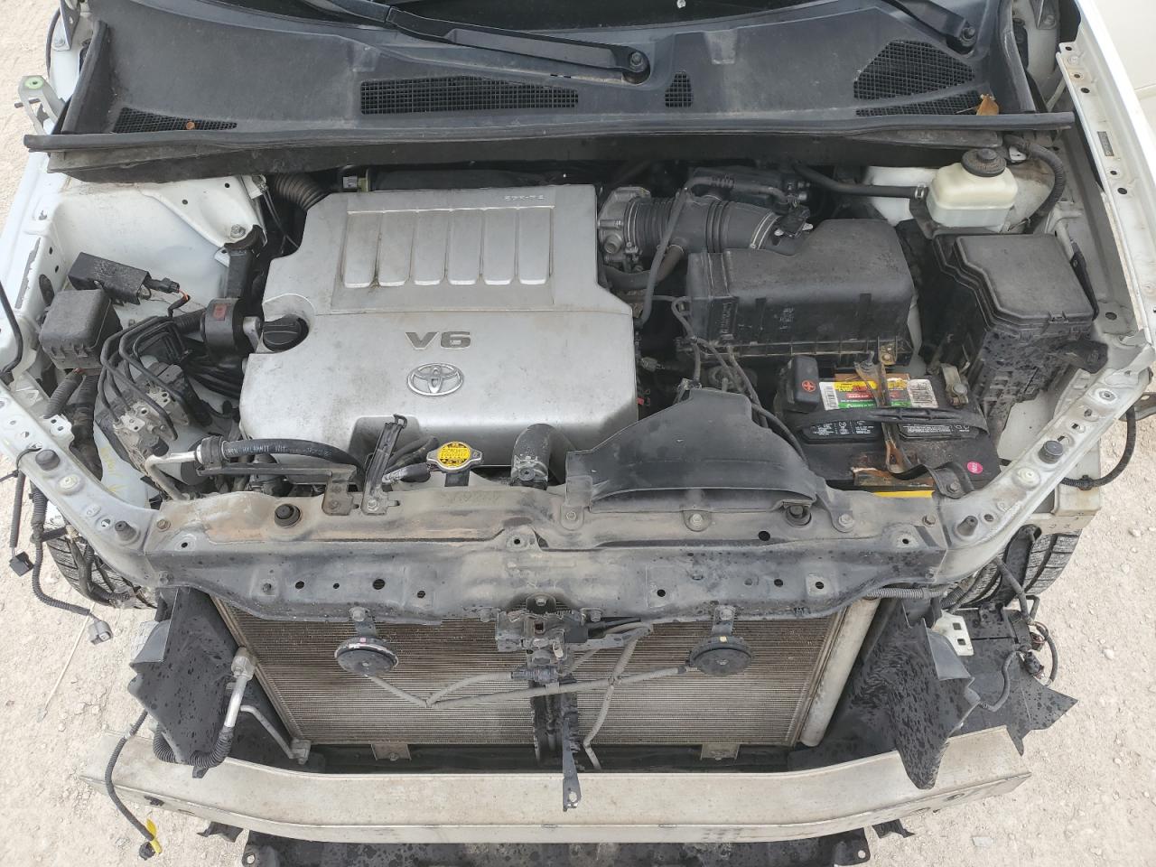 2011 Toyota Highlander - Image 12