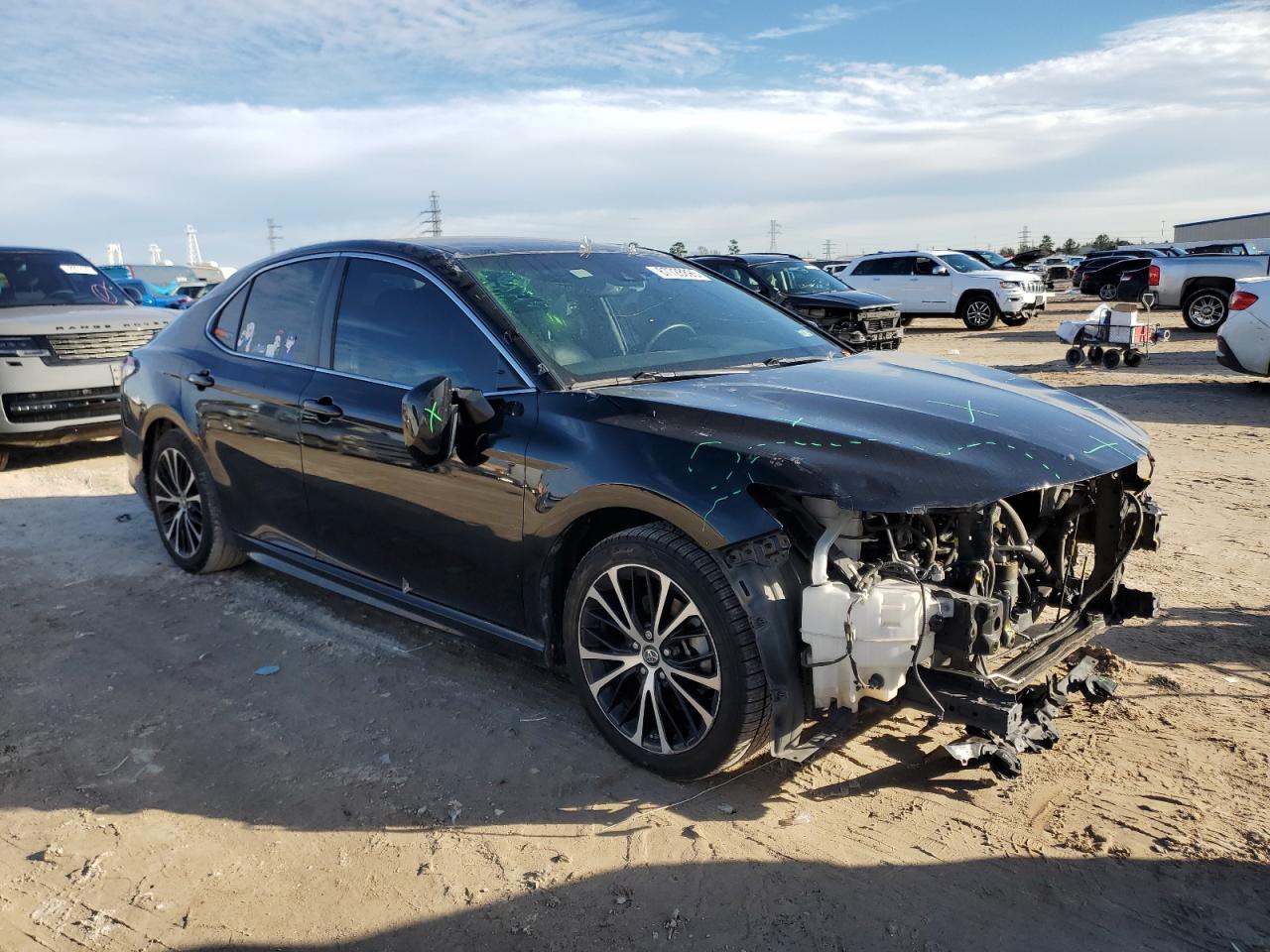 2018 Toyota Camry - Image 4