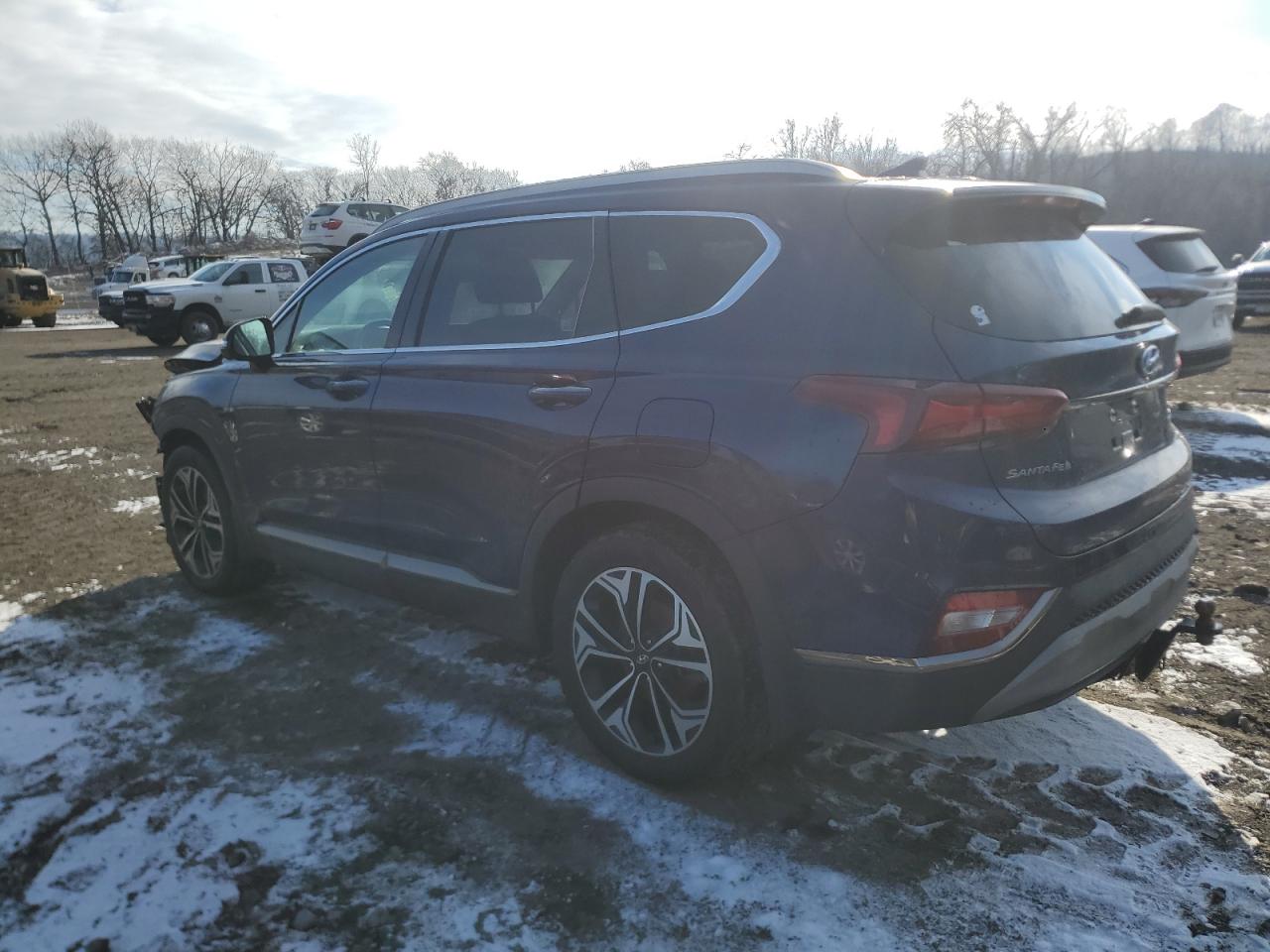 2020 Hyundai Santa Fe - Image 2