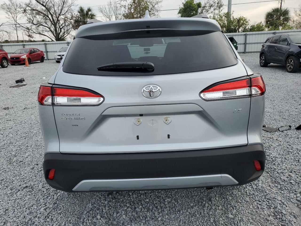 2024 Toyota Corolla Cross Le VIN: 7MUCAAAG3RV105420 Lot: 42003555