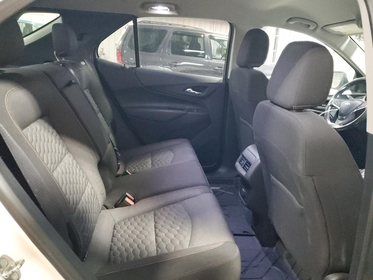 2018 Chevrolet Equinox - Image 11