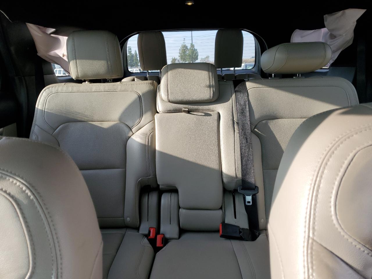 2018 Ford Explorer - Image 10