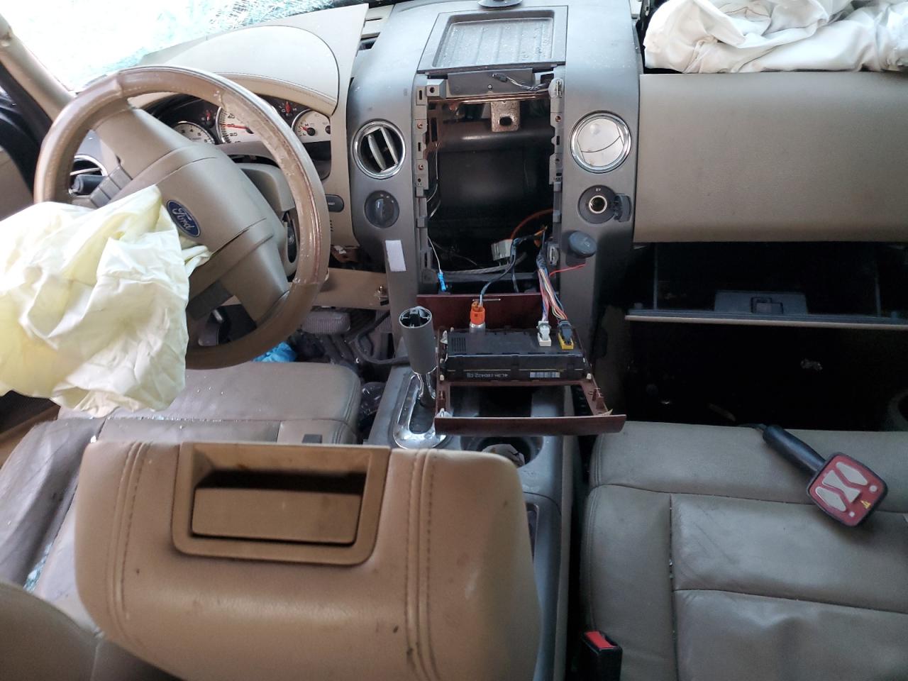 2005 Ford F-150 - Image 8