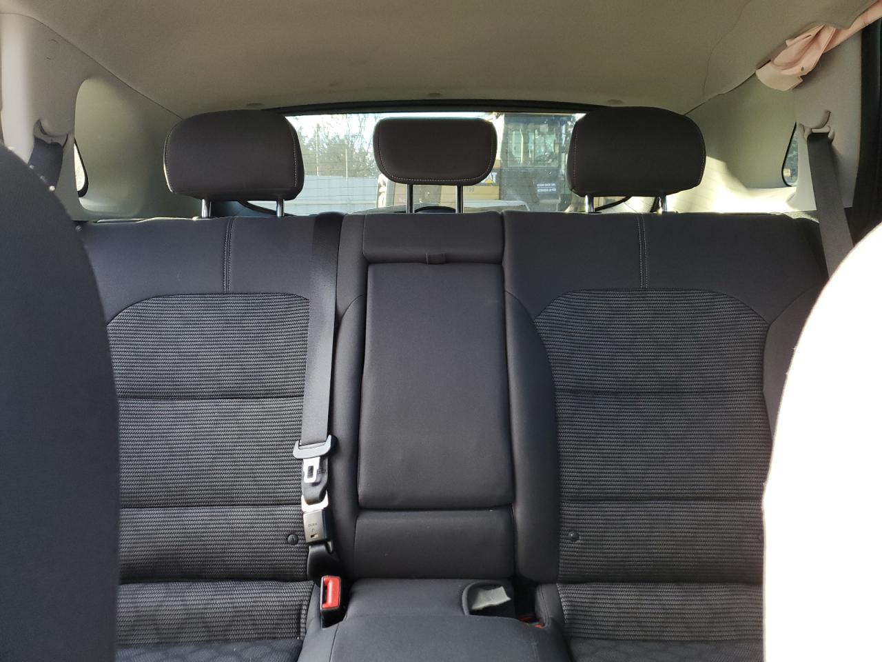 2019 Kia Niro - Image 10