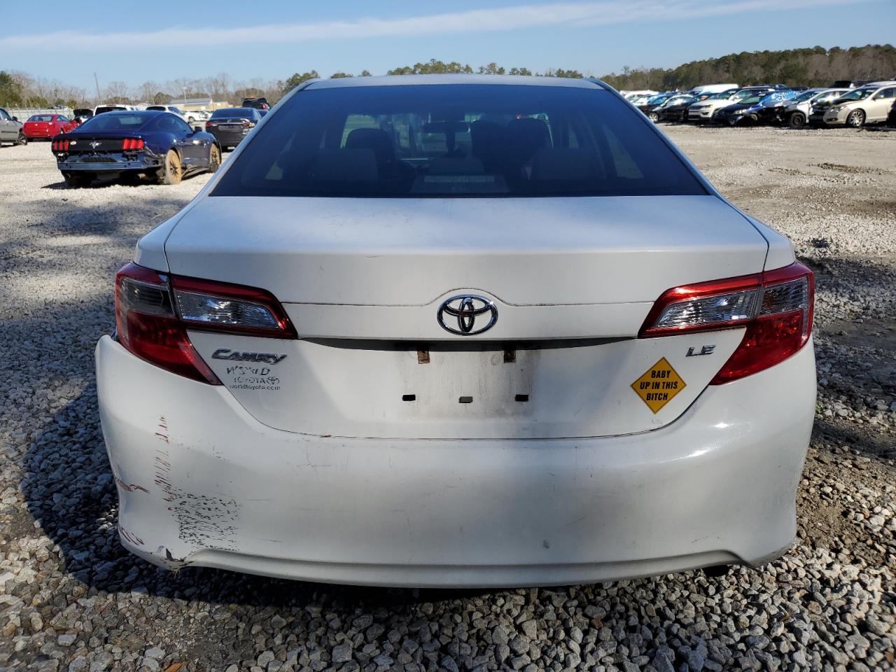 2014 Toyota Camry - Image 6