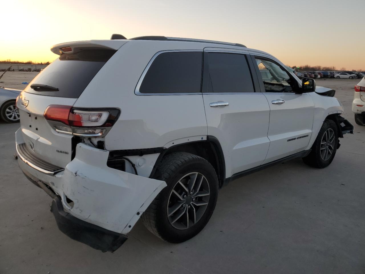 2021 Jeep Grand Cherokee - Image 3