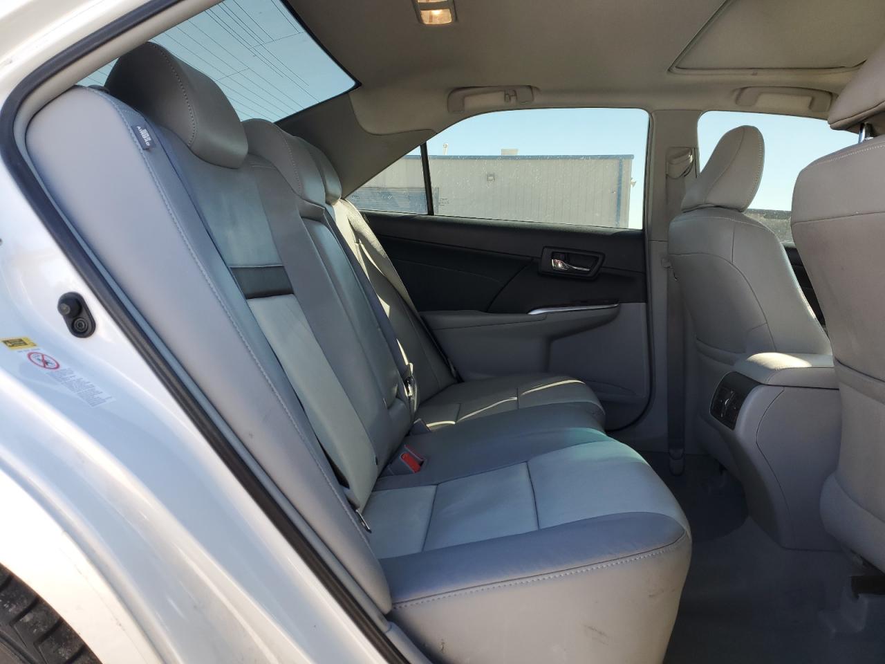 2014 Toyota Camry - Image 10